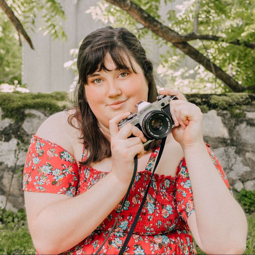 Meet your Posher, Crystal